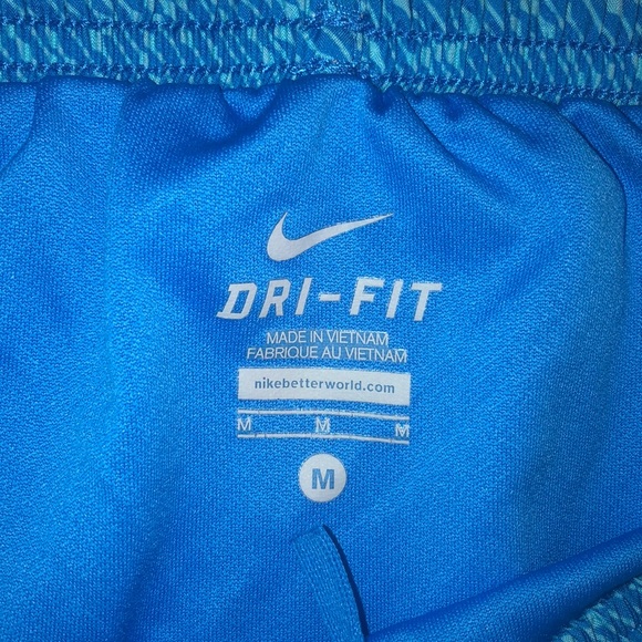 Nike Dri-Fit Shorts - Picture 5 of 7